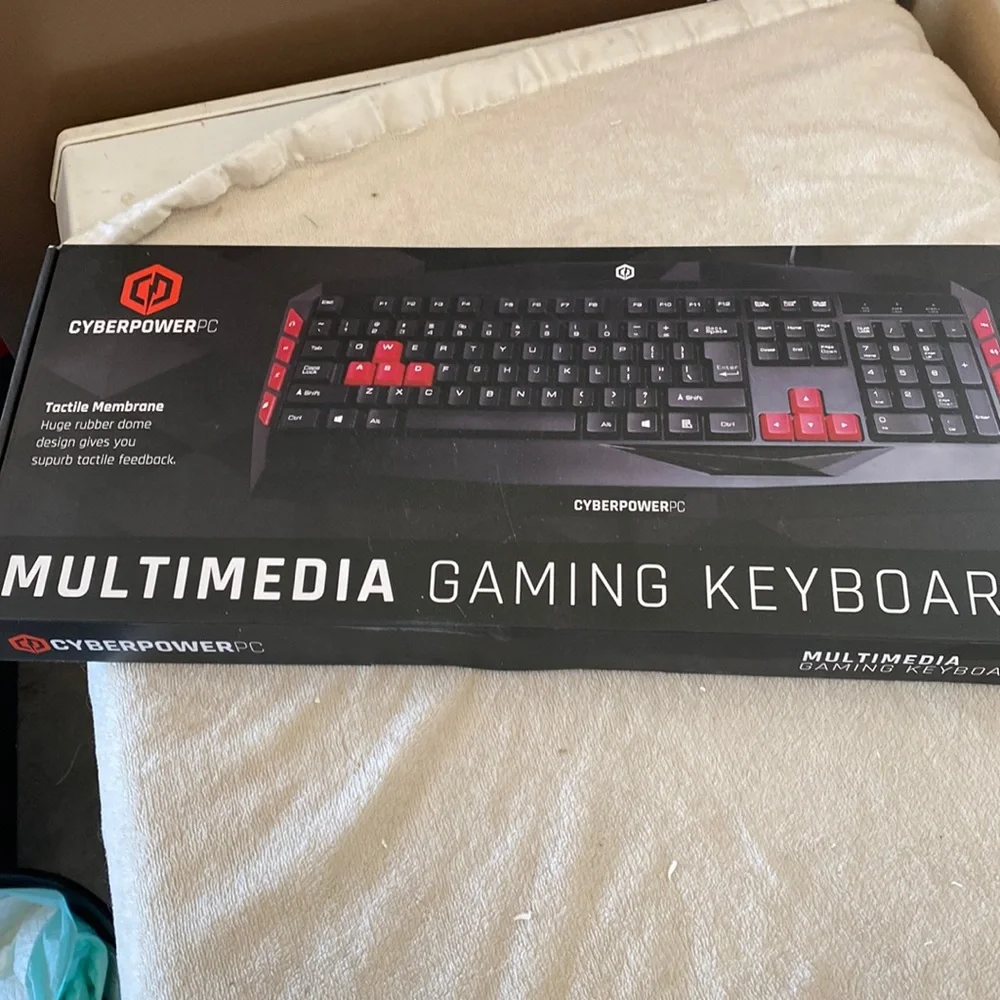 Cyberpower PC Gaming Keyboard - Picture 1 of 5